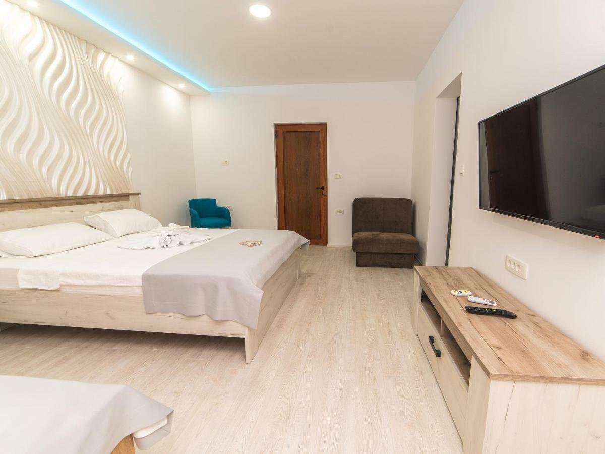 Hotel Royal Garden Nikšić 외부 사진