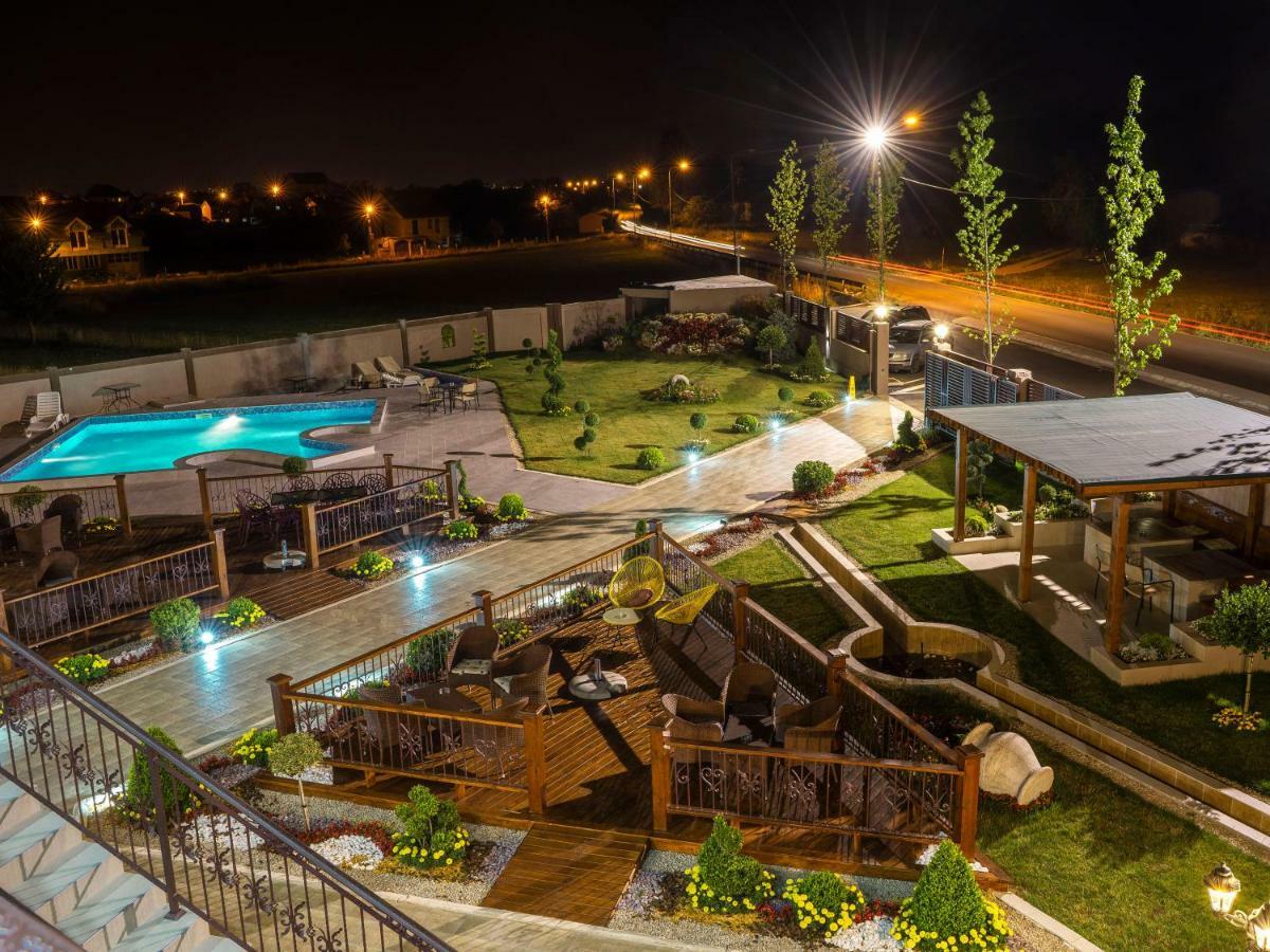 Hotel Royal Garden Nikšić 외부 사진