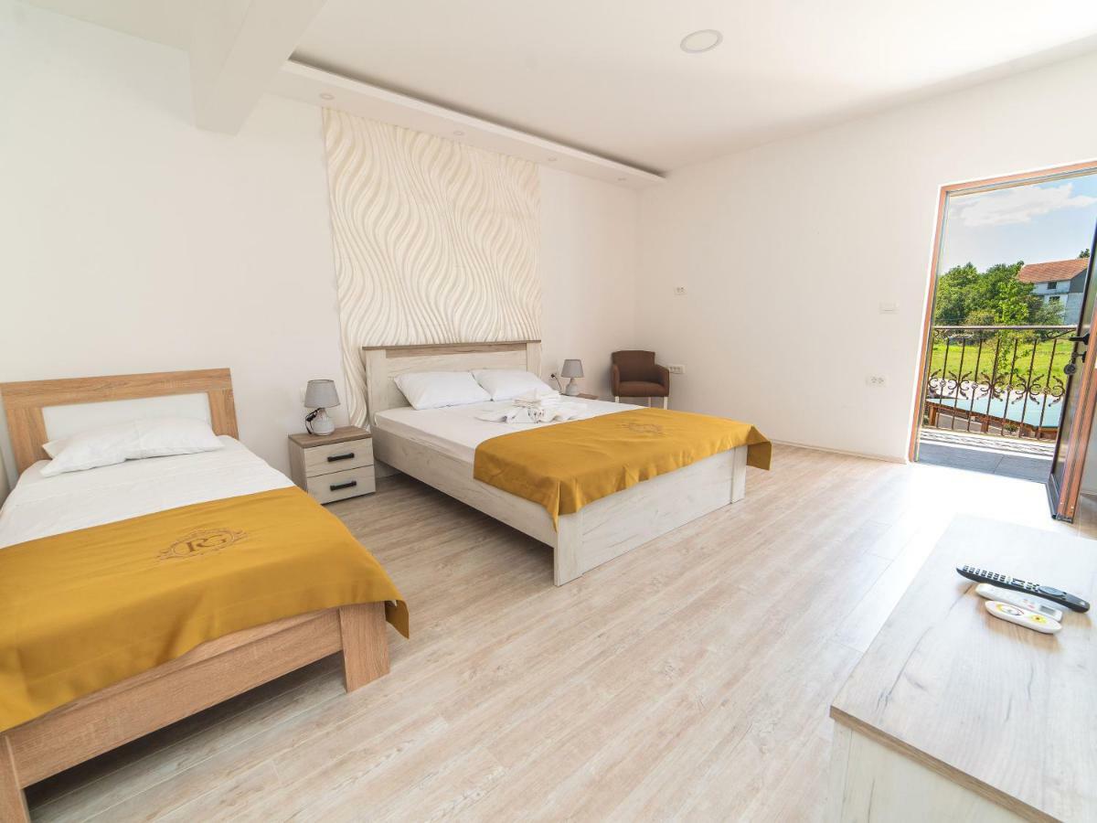 Hotel Royal Garden Nikšić 외부 사진