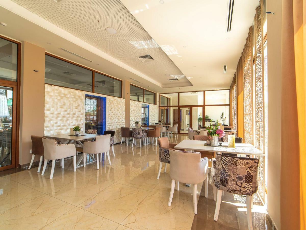 Hotel Royal Garden Nikšić 외부 사진