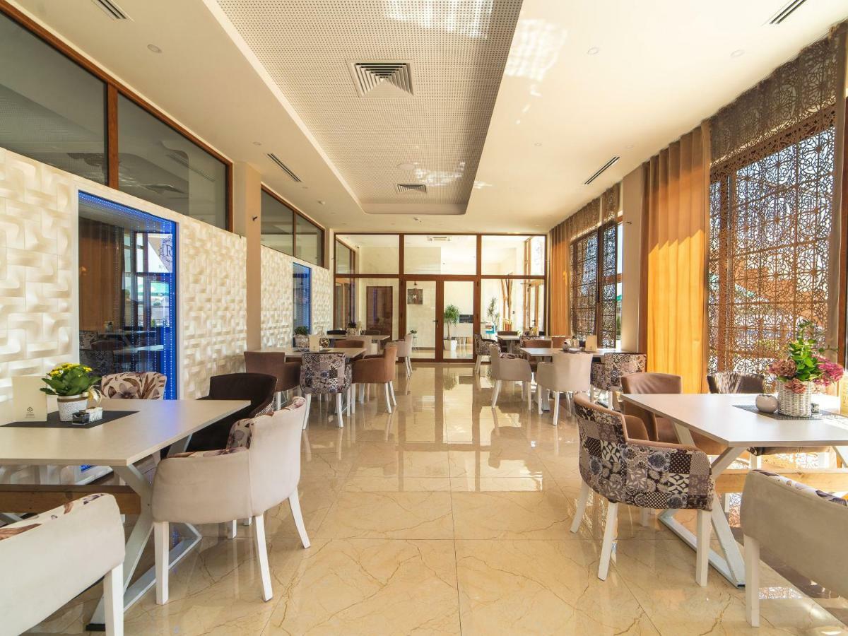 Hotel Royal Garden Nikšić 외부 사진