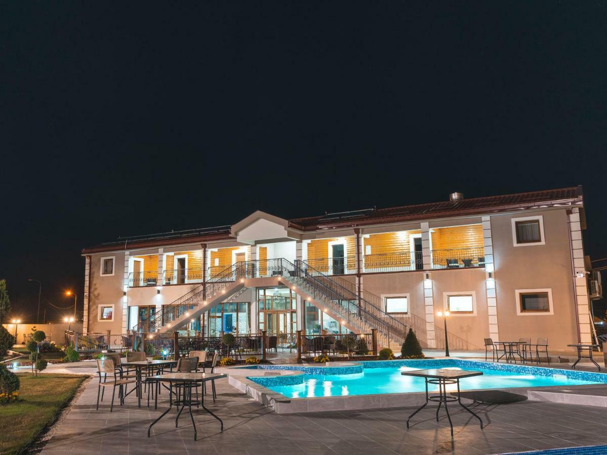 Hotel Royal Garden Nikšić 외부 사진