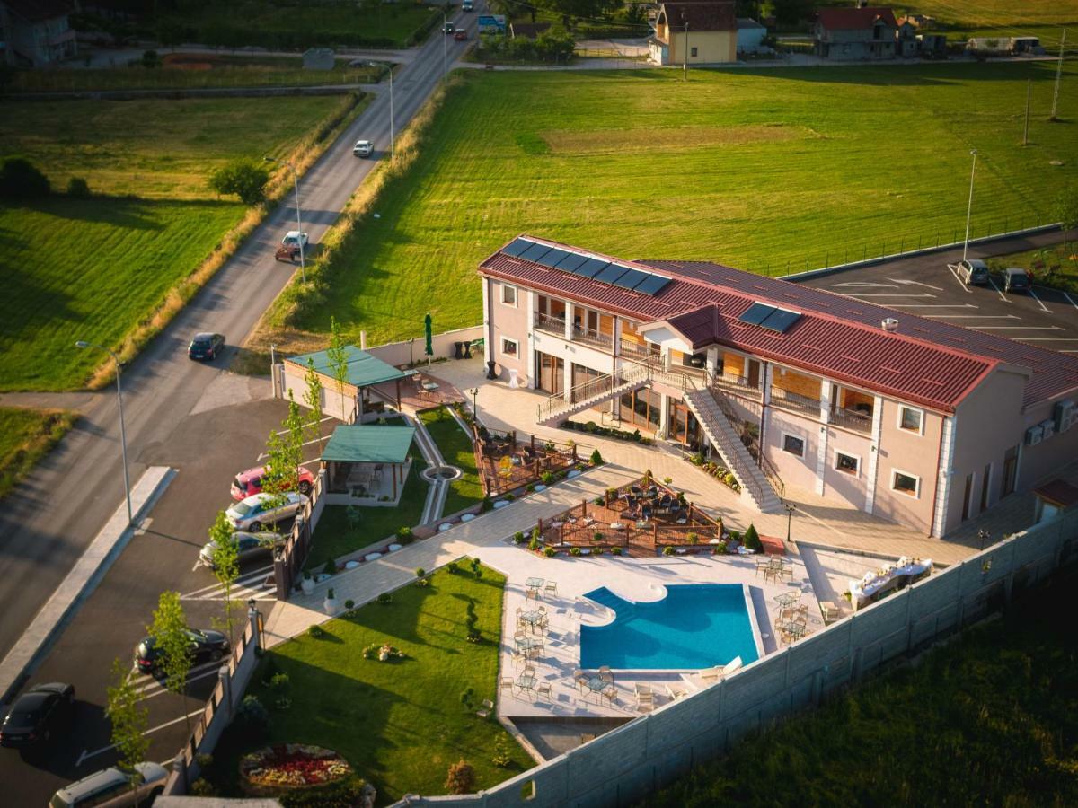 Hotel Royal Garden Nikšić 외부 사진